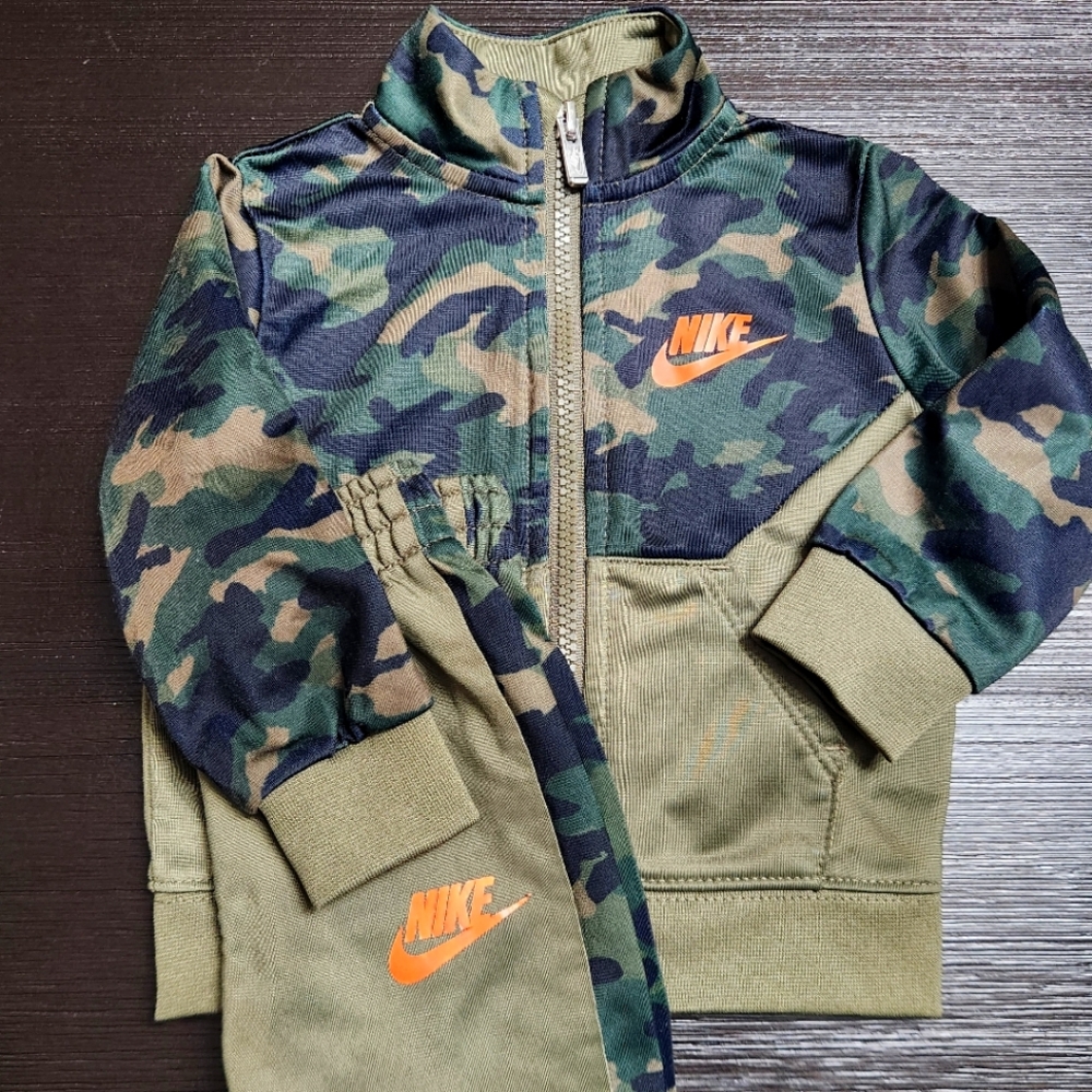 Nike Tracksuit